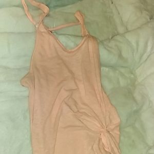 Peach knotted flowy tank